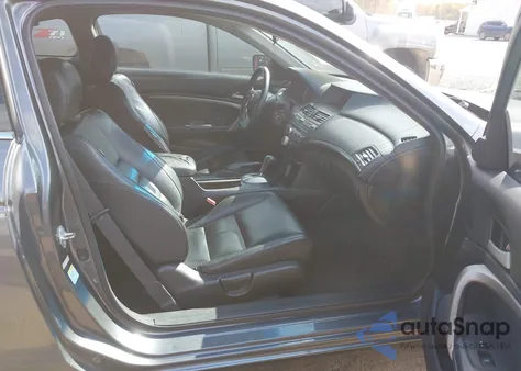 2010 Honda Accord 2.4 Ex-L z USA, uszkodzony, nr VIN 1HGCS1B83AA009904